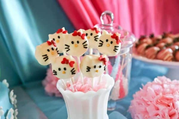 Looking for some fun Hello Kitty Party Ideas? This fun party has awesome Hello Kitty decorations and ideas for a Hello Kitty birthday! #hellokitty #party #parties #partyideas #diy #girls #kids #birthday